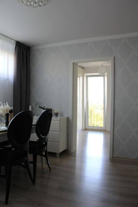 Uroczy, Jasny Apartament Oraz Bezplatny Parking! Apartment คราคูฟ ภายนอก รูปภาพ