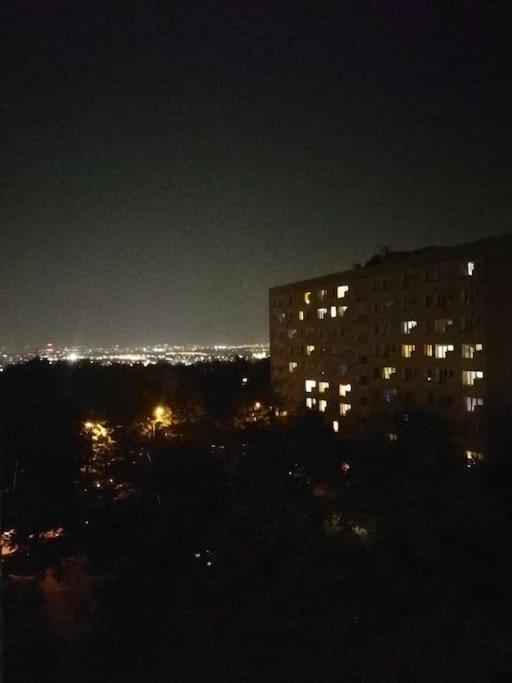 Uroczy, Jasny Apartament Oraz Bezplatny Parking! Apartment คราคูฟ ภายนอก รูปภาพ