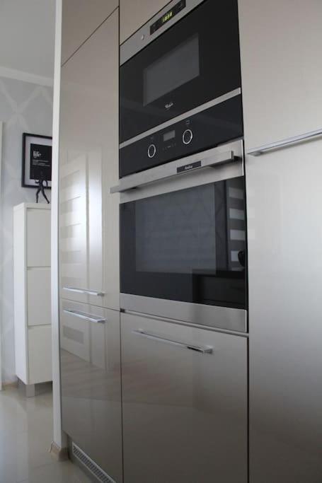 Uroczy, Jasny Apartament Oraz Bezplatny Parking! Apartment คราคูฟ ภายนอก รูปภาพ