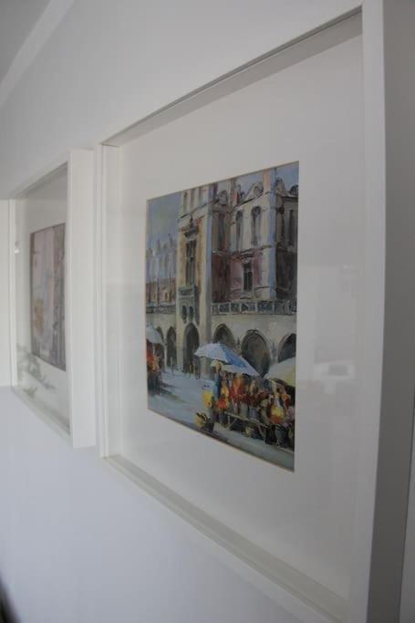 Uroczy, Jasny Apartament Oraz Bezplatny Parking! Apartment คราคูฟ ภายนอก รูปภาพ
