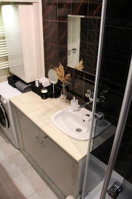 Uroczy, Jasny Apartament Oraz Bezplatny Parking! Apartment คราคูฟ ภายนอก รูปภาพ