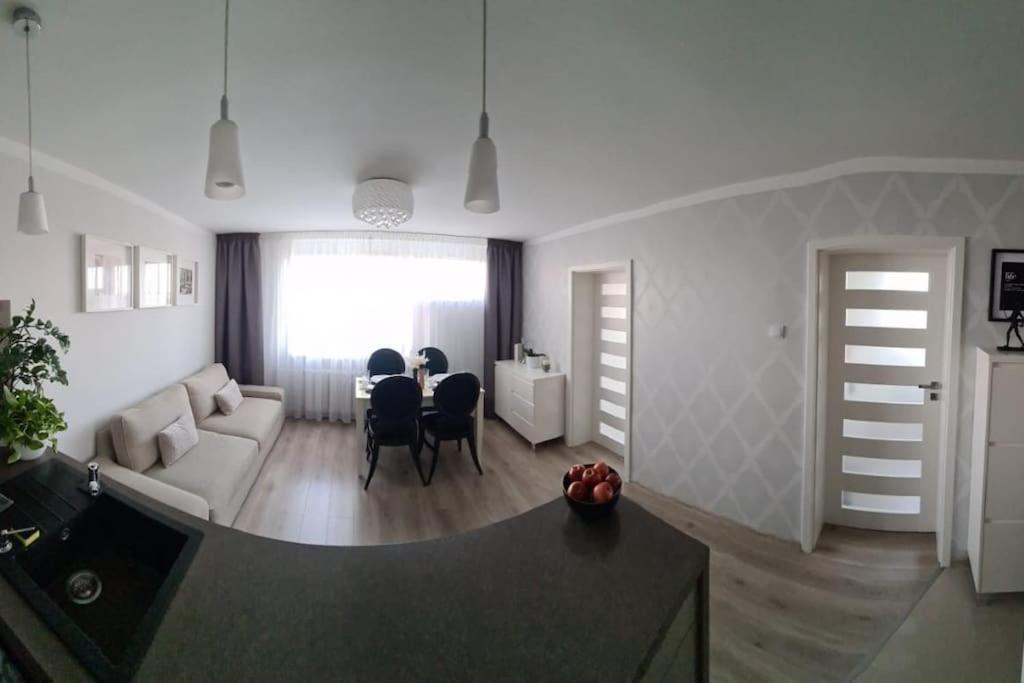 Uroczy, Jasny Apartament Oraz Bezplatny Parking! Apartment คราคูฟ ภายนอก รูปภาพ