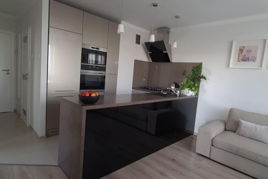 Uroczy, Jasny Apartament Oraz Bezplatny Parking! Apartment คราคูฟ ภายนอก รูปภาพ